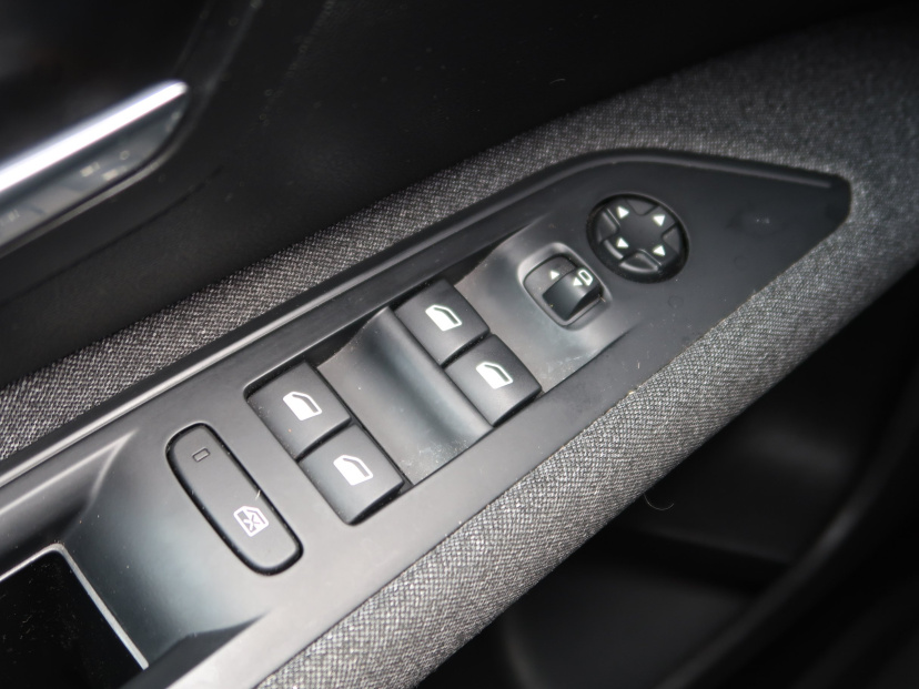 Peugeot 5008, 2023