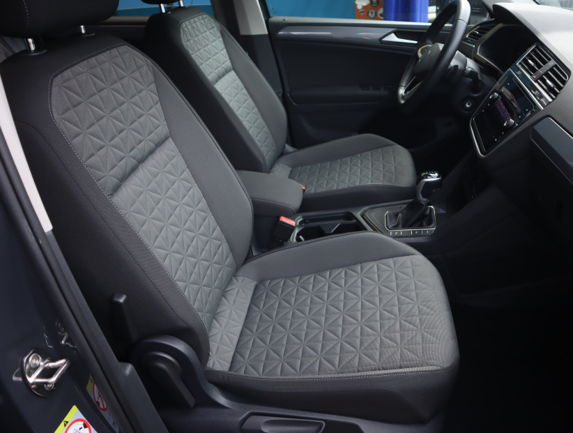 Volkswagen Tiguan, 2023