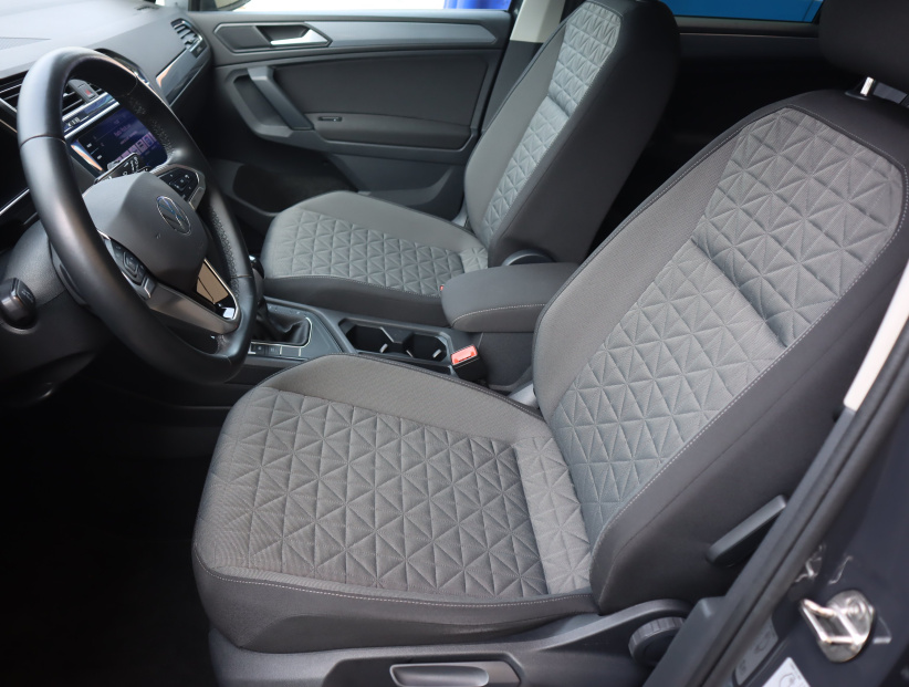Volkswagen Tiguan, 2023