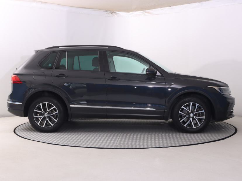 Volkswagen Tiguan, 2023