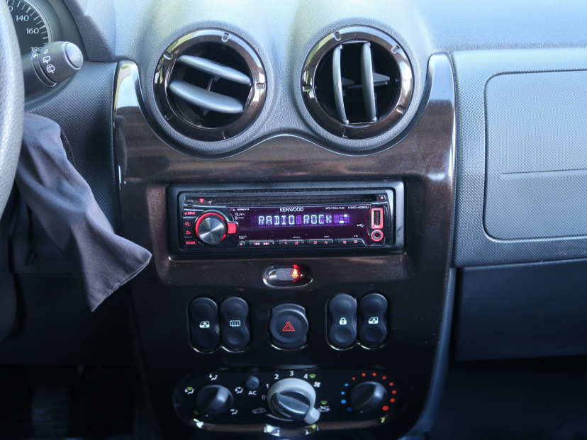 Dacia Duster, 2012
