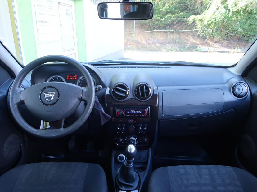 Dacia Duster, 2012
