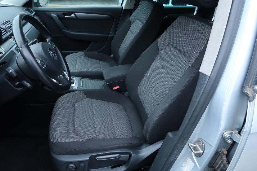 Volkswagen Passat, 2012