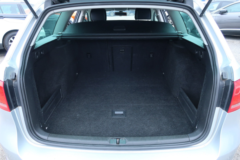 Volkswagen Passat, 2012