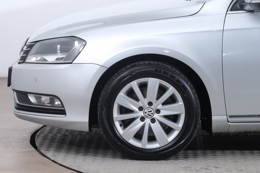 Volkswagen Passat, 2012