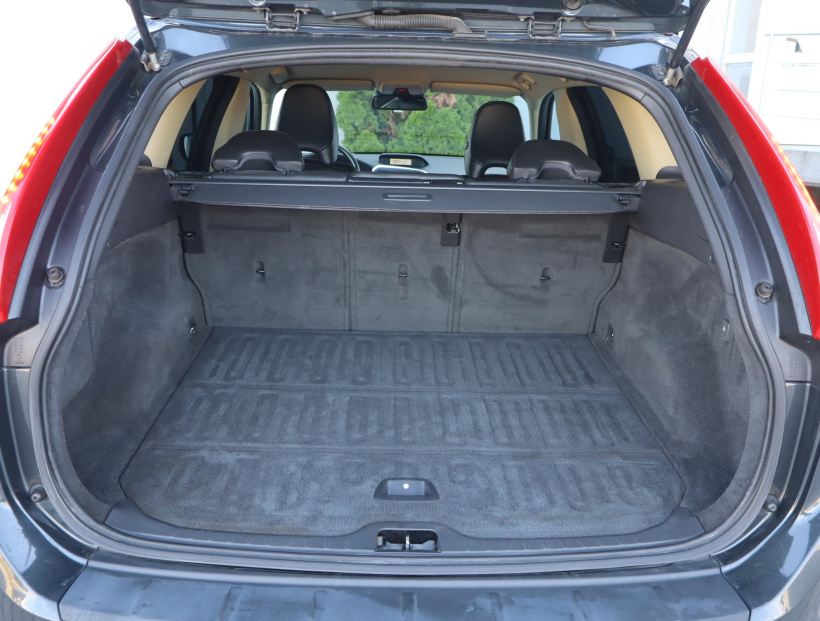 Volvo XC60, 2009