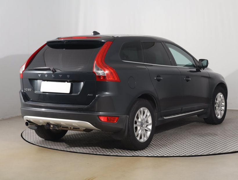 Volvo XC60, 2009