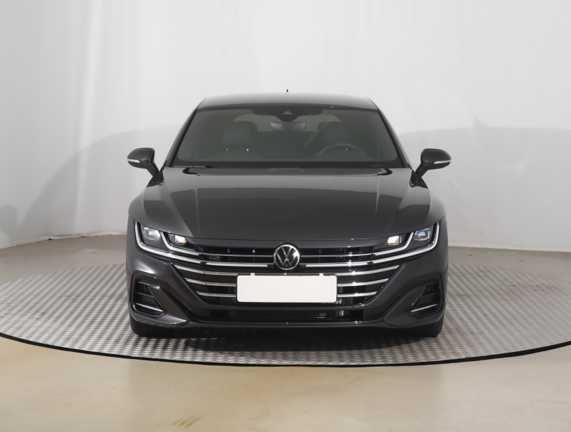 Volkswagen Arteon, 2025