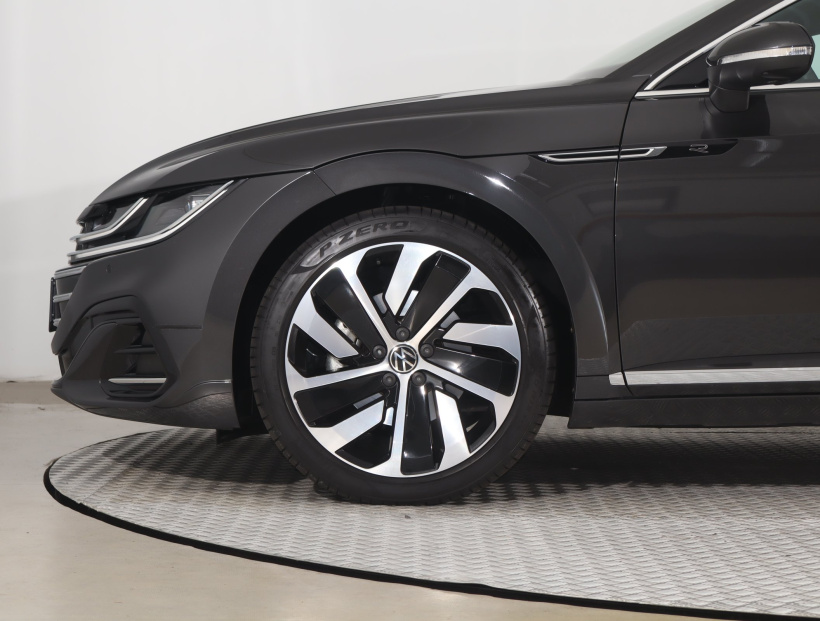 Volkswagen Arteon, 2025