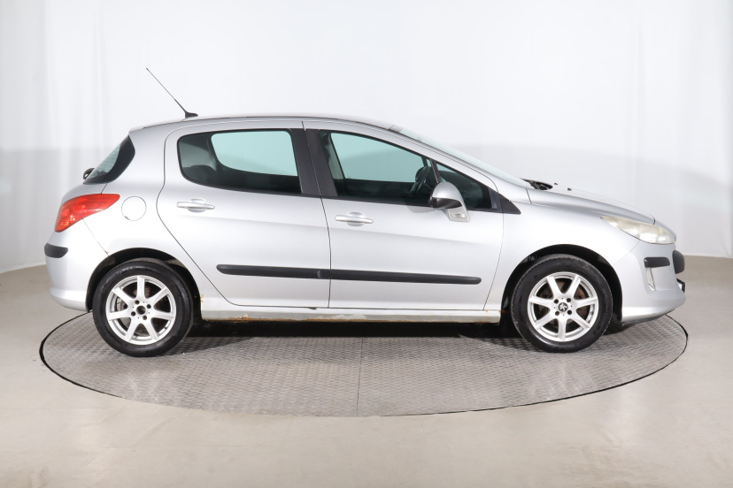 Peugeot 308, 2008