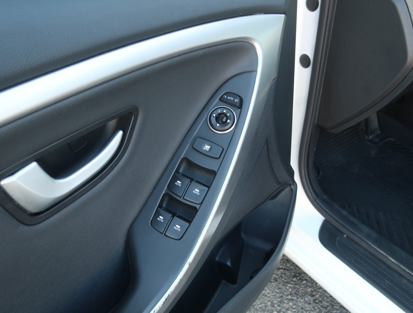 Hyundai i30, 2015