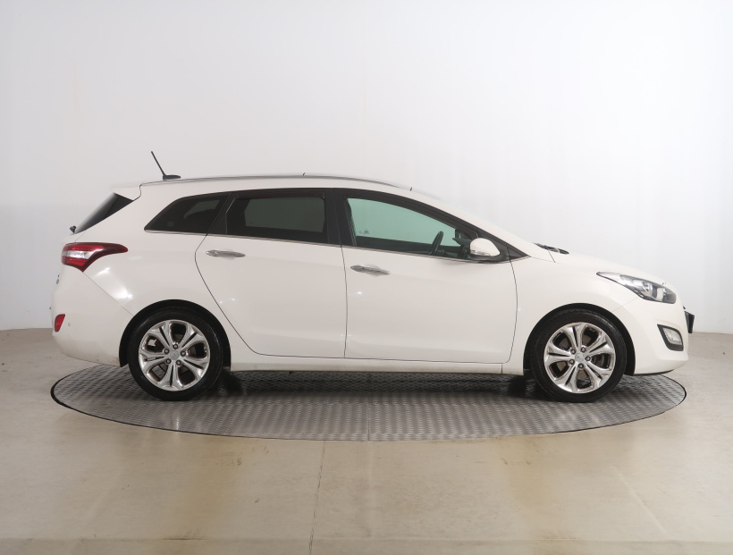 Hyundai i30, 2015