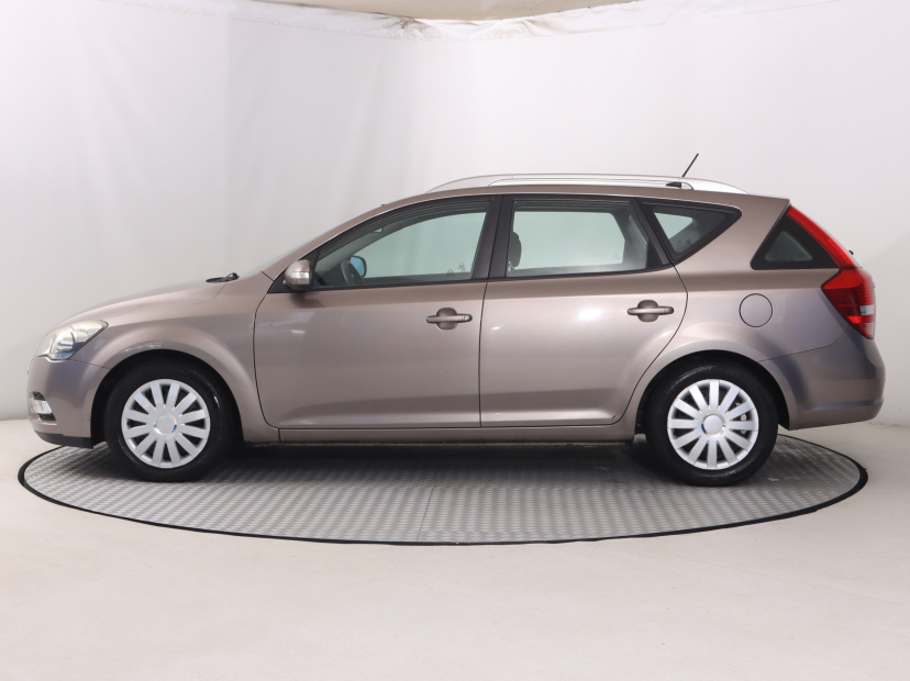 Kia Ceed, 2010