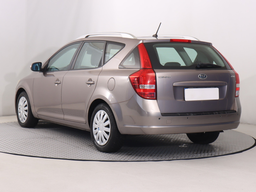 Kia Ceed, 2010