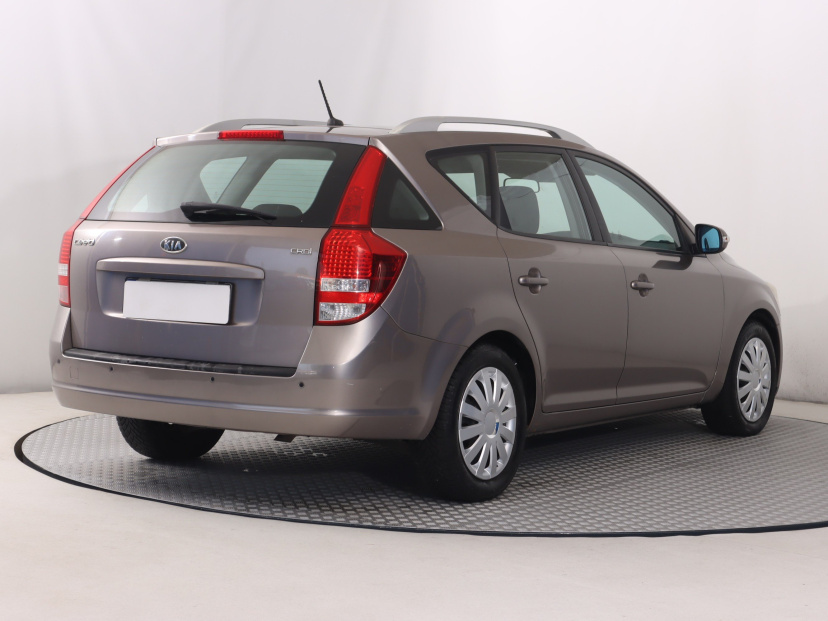 Kia Ceed, 2010