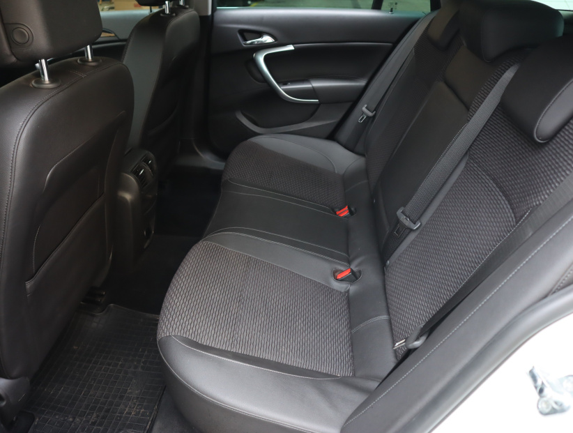 Opel Insignia, 2015