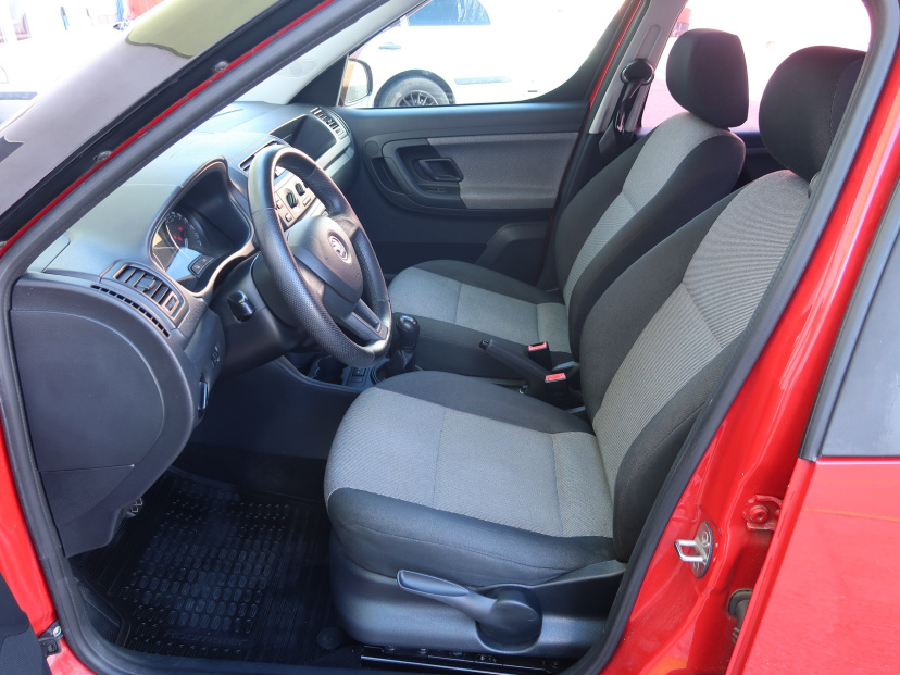Škoda Roomster, 2015