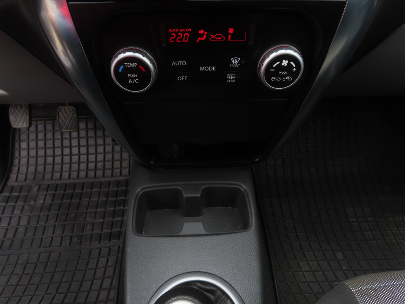 Suzuki SX4, 2013