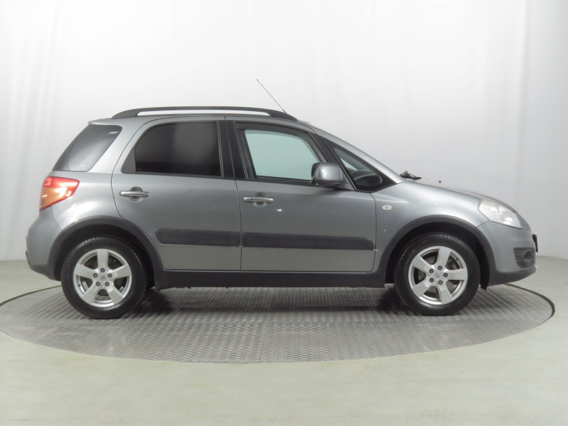 Suzuki SX4, 2013