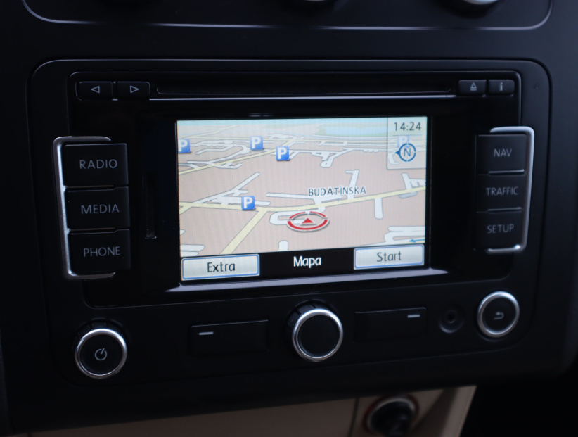 Volkswagen Touran, 2012