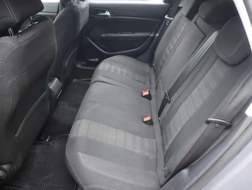 Peugeot 308, 2016