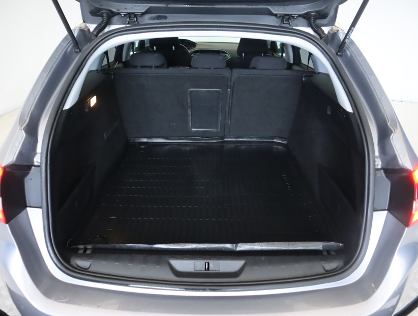 Peugeot 308, 2016