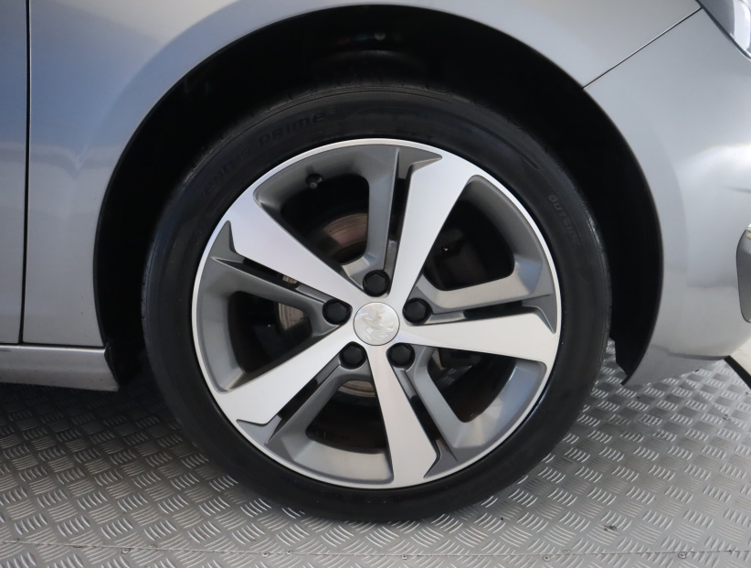 Peugeot 308, 2016