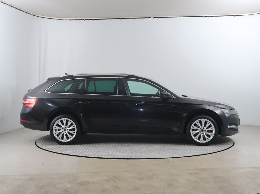 Škoda Superb, 2020
