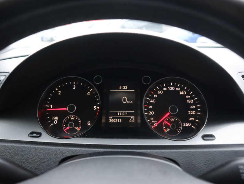 Volkswagen Passat, 2010