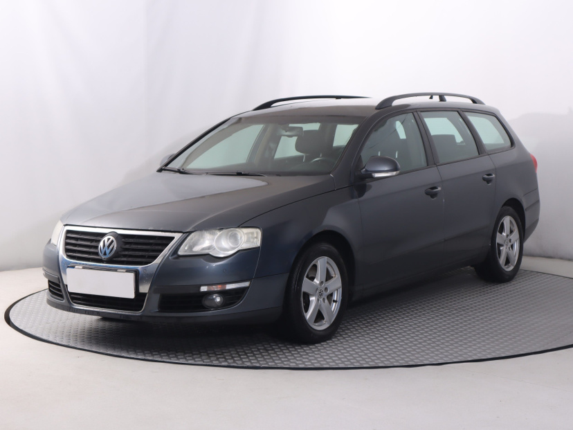 Volkswagen Passat, 2010