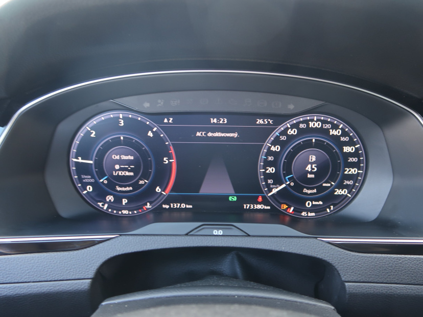 Volkswagen Passat, 2017