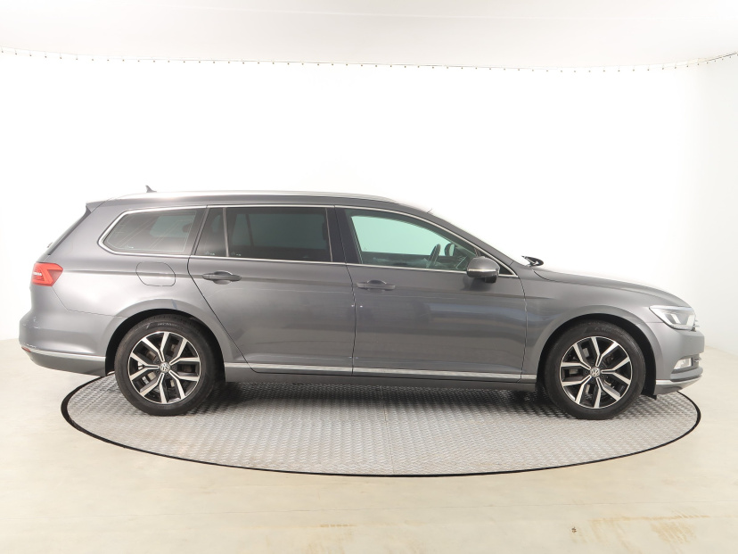 Volkswagen Passat, 2017