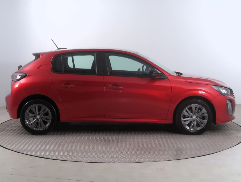 Peugeot 208, 2024