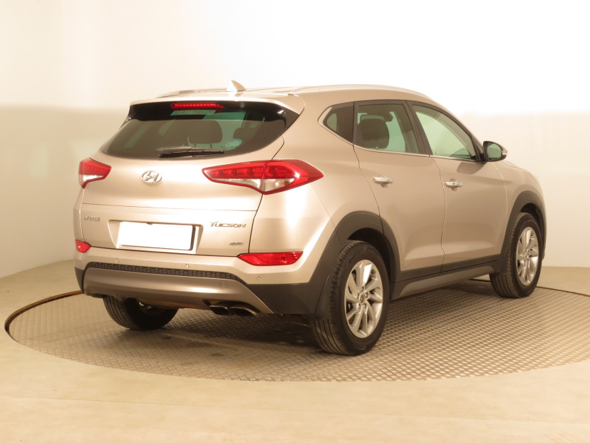 Hyundai Tucson, 2015