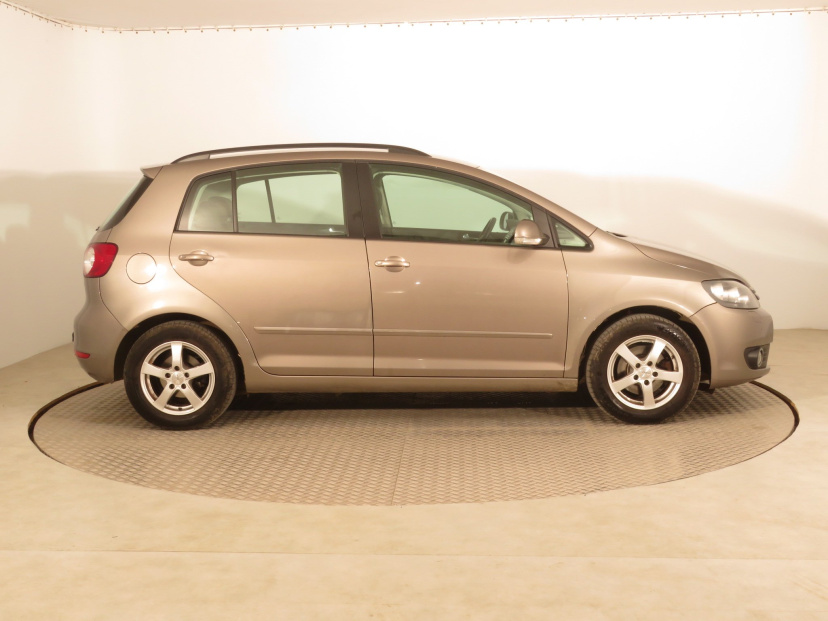 Volkswagen Golf Plus, 2012