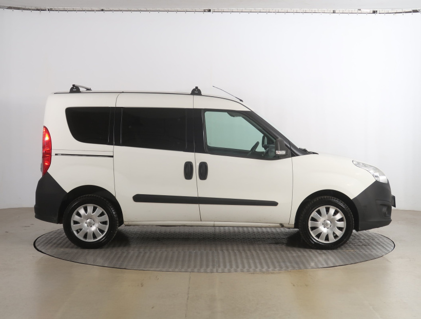 Opel Combo, 2018