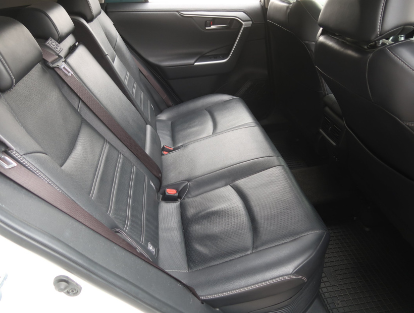 Toyota RAV 4, 2021