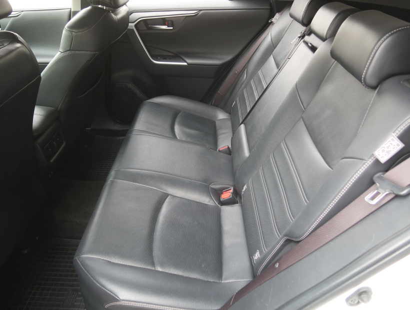 Toyota RAV 4, 2021