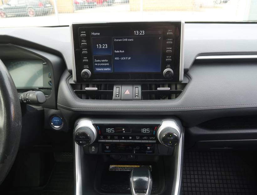 Toyota RAV 4, 2021