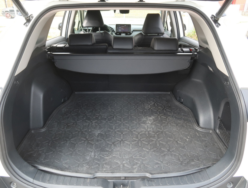 Toyota RAV 4, 2021