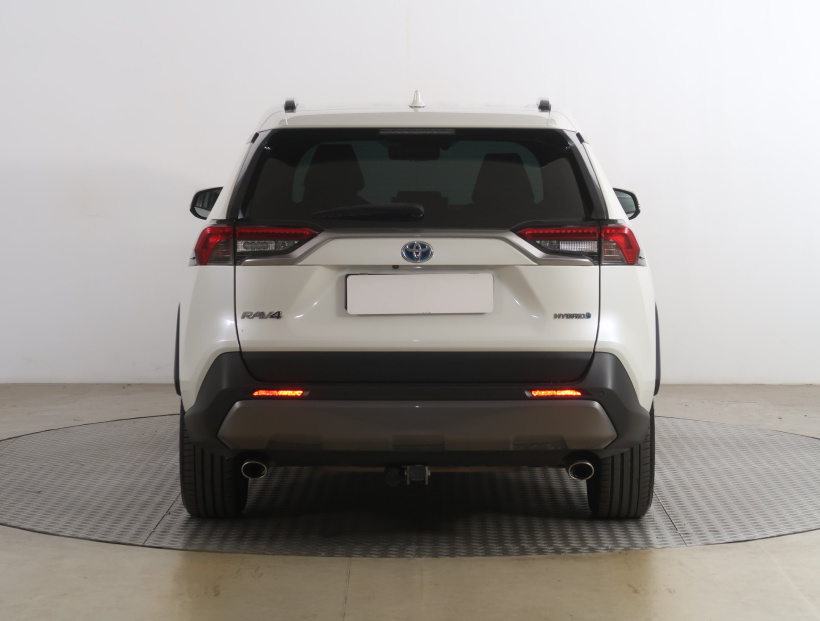 Toyota RAV 4, 2021
