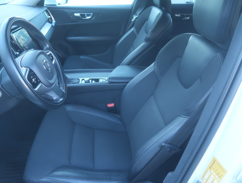 Volvo V60, 2020