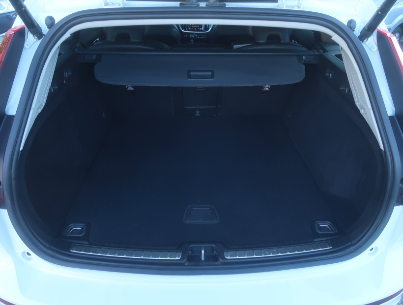 Volvo V60, 2020