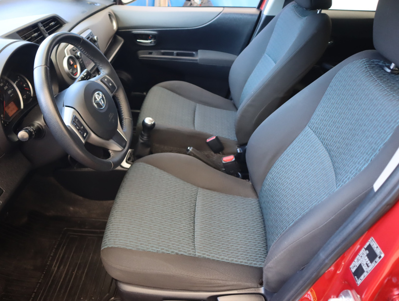 Toyota Yaris, 2011