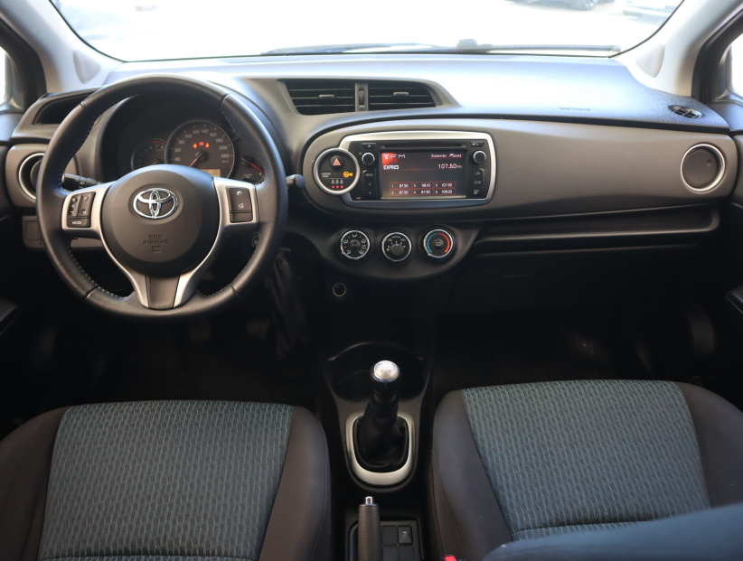 Toyota Yaris, 2011
