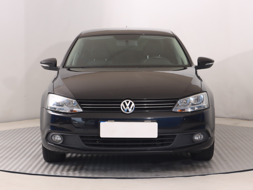 Volkswagen Jetta, 2012