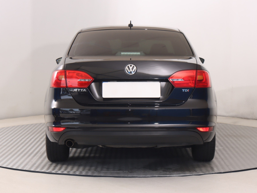 Volkswagen Jetta, 2012