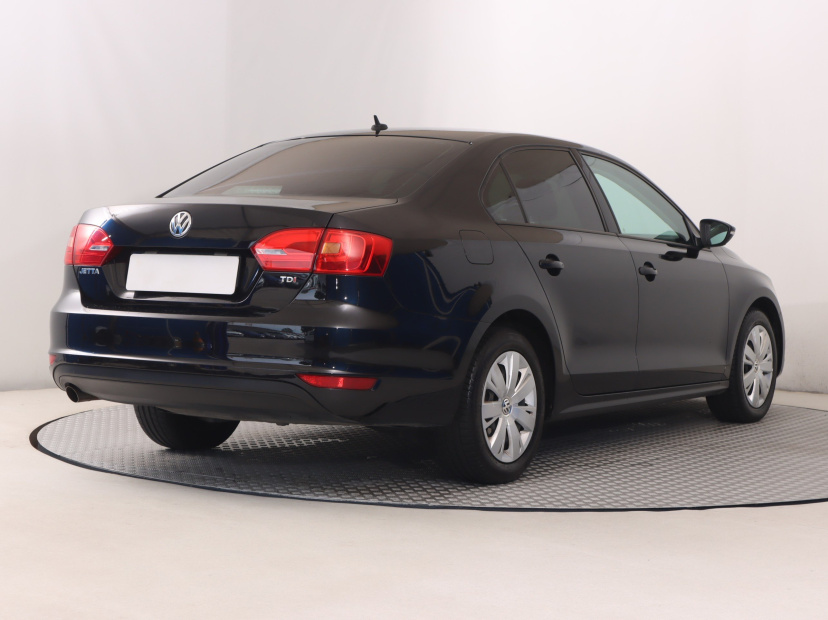 Volkswagen Jetta, 2012