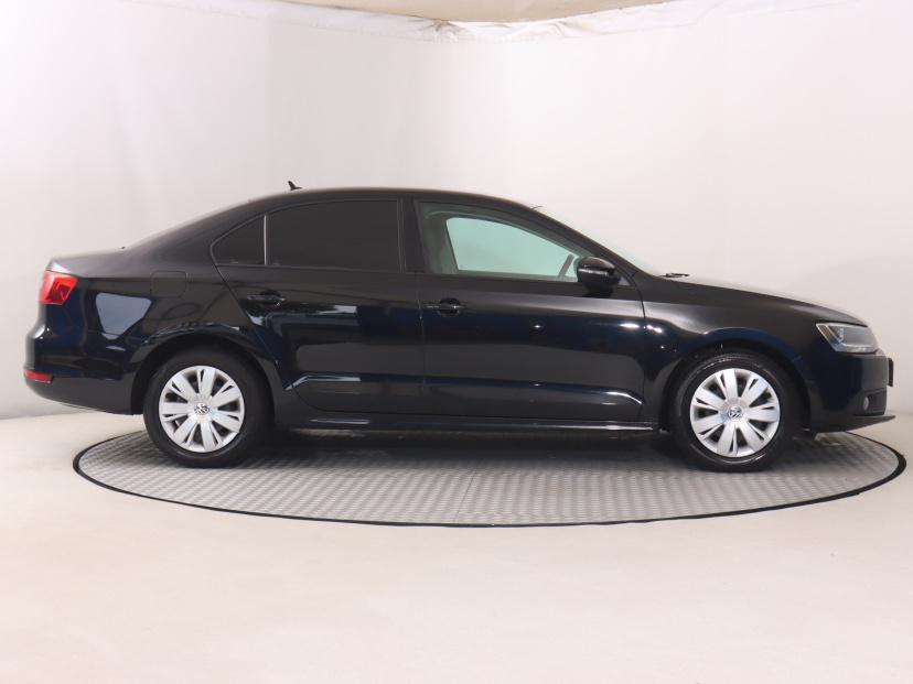 Volkswagen Jetta, 2012
