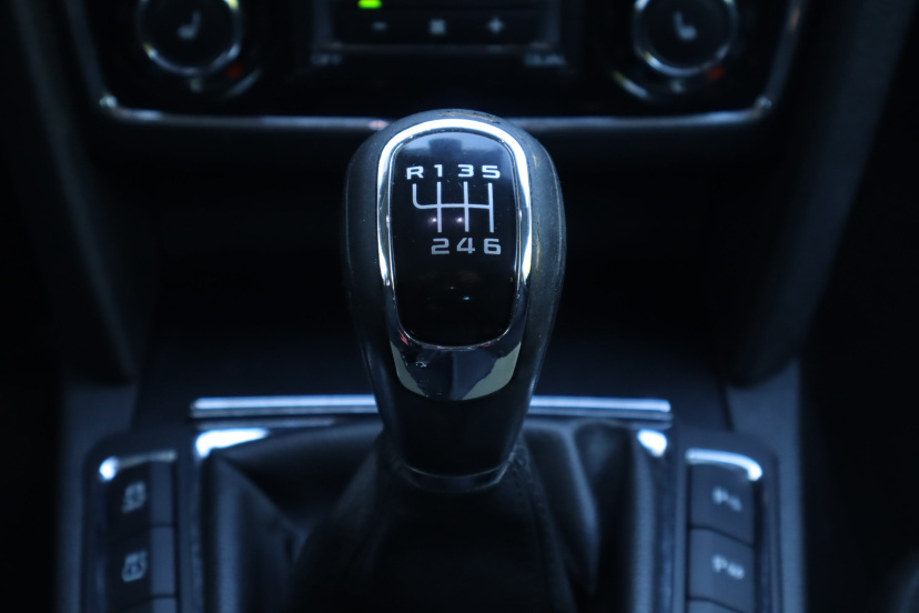 Škoda Superb, 2011